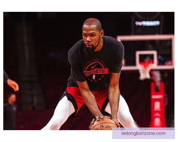 杜兰特狂砍40分7篮板5助攻仍难救主乌度卡被驱逐惹争议